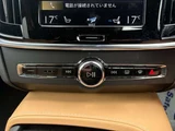 2017 Volvo V90 T5 AWD 4WD Sedan for sale, Japanese used car export - photo 13 of 60 | GULJI TRADERS
