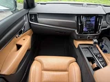 2017 Volvo V90 T5 AWD 4WD Sedan for sale, Japanese used car export - photo 25 of 60 | GULJI TRADERS
