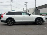 2017 Volvo V90 T5 AWD 4WD Sedan for sale, Japanese used car export - photo 54 of 60 | GULJI TRADERS