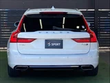 2017 Volvo V90 T6 AWD Inscription Sedan for sale, Japanese used car export - photo 16 of 20 | GULJI TRADERS