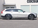 2017 Volvo V90 T5 AWD Sedan for sale, Japanese used car export - photo 7 of 9 | GULJI TRADERS