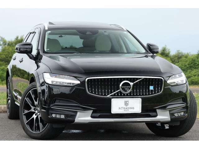2017 Volvo V90 T6 AWD Sedan for sale, Japanese used car export - photo 1 of 9 | GULJI TRADERS