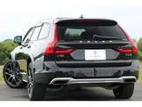2017 Volvo V90 T6 AWD Sedan for sale, Japanese used car export - photo 2 of 9 | GULJI TRADERS