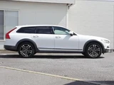 2017 Volvo V90 T5 AWD Sedan for sale, Japanese used car export - photo 7 of 9 | GULJI TRADERS