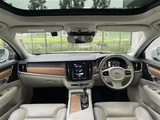 2018 Volvo V90 V90 D4 4WD Sedan for sale, Japanese used car export - photo 3 of 23 | GULJI TRADERS
