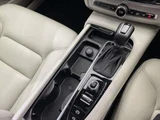 2018 Volvo V90 V90 D4 4WD Sedan for sale, Japanese used car export - photo 14 of 22 | GULJI TRADERS