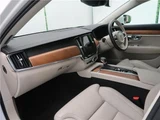 2019 Volvo V90 D4 Sedan for sale, Japanese used car export - photo 26 of 30 | GULJI TRADERS