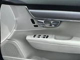 2019 Volvo V90 V90 D4 Sedan for sale, Japanese used car export - photo 14 of 24 | GULJI TRADERS