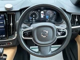 2020 Volvo V90 V90 D4 AWD Sedan for sale, Japanese used car export - photo 21 of 23 | GULJI TRADERS
