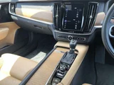 2020 Volvo V90 V90 Sedan for sale, Japanese used car export - photo 9 of 20 | GULJI TRADERS