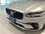 2021 Volvo V90 B6 AWD R-Design Sedan for sale, Japanese used car export - photo 43 of 54 | GULJI TRADERS