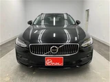 2022 Volvo V90 B5 Sedan for sale, Japanese used car export - photo 2 of 43 | GULJI TRADERS