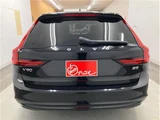 2022 Volvo V90 B5 Sedan for sale, Japanese used car export - photo 3 of 43 | GULJI TRADERS