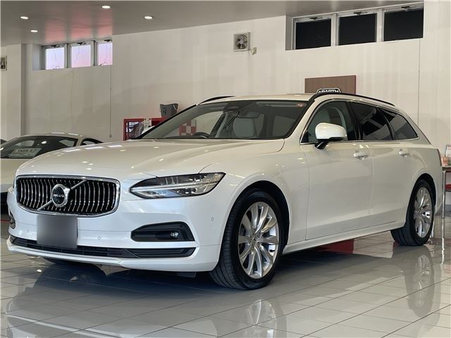 2022 Volvo V90 Sedan for sale, Japanese used car export - photo 1 of 79 | GULJI TRADERS