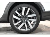 2022 Volvo V90 B6 AWD Sedan for sale, Japanese used car export - photo 21 of 58 | GULJI TRADERS