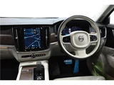 2022 Volvo V90 B6 AWD Sedan for sale, Japanese used car export - photo 23 of 58 | GULJI TRADERS