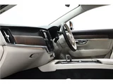 2022 Volvo V90 B6 AWD Sedan for sale, Japanese used car export - photo 28 of 58 | GULJI TRADERS