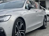2023 Volvo V90 T8 AWD Hybrid 4WD Sedan for sale, Japanese used car export - photo 7 of 63 | GULJI TRADERS
