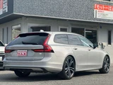 2023 Volvo V90 T8 AWD Hybrid 4WD Sedan for sale, Japanese used car export - photo 10 of 63 | GULJI TRADERS