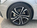2023 Volvo V90 T8 AWD Hybrid 4WD Sedan for sale, Japanese used car export - photo 17 of 63 | GULJI TRADERS