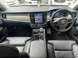 2023 Volvo V90 T8 AWD Hybrid 4WD Sedan for sale, Japanese used car export - photo 43 of 63 | GULJI TRADERS