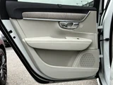 2023 Volvo V90 B5 Sedan for sale, Japanese used car export - photo 34 of 45 | GULJI TRADERS