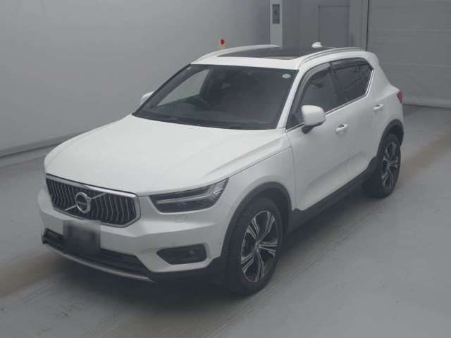 2019 Volvo XC40 T4 AWD 4WD - photo 1 2019 Volvo XC40 T4 AWD 4WD Sedan for sale, Japanese used car export | GULJI TRADERS
