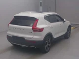 2019 Volvo XC40 T4 AWD 4 Sedan for sale, Japanese used car export - photo 2 of 7 | GULJI TRADERS