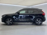 2020 Volvo XC40 T4 AWD Sedan for sale, Japanese used car export - photo 16 of 30 | GULJI TRADERS