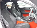 2020 Volvo XC40 XC40 B4 AWD 4WD Sedan for sale, Japanese used car export - photo 10 of 24 | GULJI TRADERS
