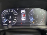 2020 Volvo XC40 XC40 B4 AWD 4WD Sedan for sale, Japanese used car export - photo 12 of 24 | GULJI TRADERS