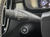 2020 Volvo XC40 XC40 B4 AWD 4WD Sedan for sale, Japanese used car export - photo 16 of 24 | GULJI TRADERS