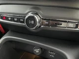 2020 Volvo XC40 XC40 B4 AWD 4WD Sedan for sale, Japanese used car export - photo 22 of 24 | GULJI TRADERS