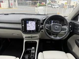 2020 Volvo XC40 T4 AWD Sedan for sale, Japanese used car export - photo 4 of 9 | GULJI TRADERS