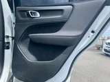 2021 Volvo XC40 B5 AWD 4WD Sedan for sale, Japanese used car export - photo 31 of 52 | GULJI TRADERS