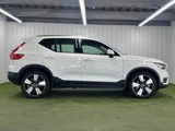 2021 Volvo XC40 B4 Momentum Sedan for sale, Japanese used car export - photo 18 of 20 | GULJI TRADERS
