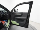 2021 Volvo XC40 B4 AWD Sedan for sale, Japanese used car export - photo 41 of 71 | GULJI TRADERS