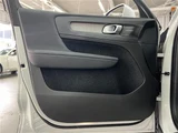 2021 Volvo XC40 XC40 B4 AWD 4WD Sedan for sale, Japanese used car export - photo 13 of 24 | GULJI TRADERS