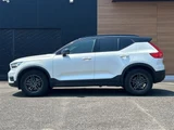 2021 Volvo XC40 XC40 B4 AWD 4WD Sedan for sale, Japanese used car export - photo 7 of 21 | GULJI TRADERS