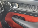 2021 Volvo XC40 XC40 B4 AWD 4WD Sedan for sale, Japanese used car export - photo 10 of 23 | GULJI TRADERS