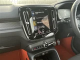2021 Volvo XC40 XC40 B4 AWD 4WD Sedan for sale, Japanese used car export - photo 16 of 23 | GULJI TRADERS