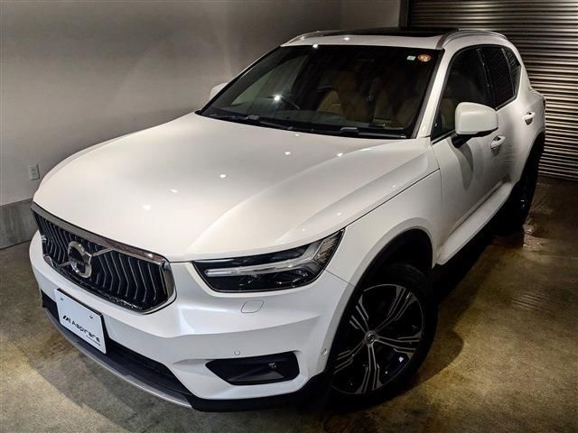 2021 Volvo XC40 B4 AWD - photo 1 2021 Volvo XC40 B4 AWD Sedan for sale, Japanese used car export - photo 1 of 20 | GULJI TRADERS