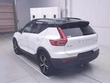2021 Volvo XC40 XC40 B4 AWD 4WD Sedan for sale, Japanese used car export - photo 2 of 11 | GULJI TRADERS