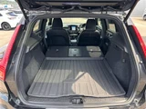 2021 Volvo XC40 2.0 B4 AWD Sedan for sale, Japanese used car export - photo 18 of 24 | GULJI TRADERS