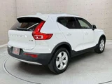 2021 Volvo XC40 B4 AWD 4WD Sedan for sale, Japanese used car export - photo 2 of 17 | GULJI TRADERS