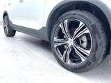 2022 Volvo XC40 B4 AWD Sedan for sale, Japanese used car export - photo 14 of 30 | GULJI TRADERS