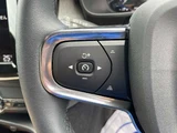 2022 Volvo XC40 B4 AWD Sedan for sale, Japanese used car export - photo 22 of 45 | GULJI TRADERS