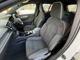 2022 Volvo XC40 Sedan for sale, Japanese used car export - photo 17 of 48 | GULJI TRADERS