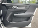 2022 Volvo XC40 XC40 B4 AWD 4WD Sedan for sale, Japanese used car export - photo 24 of 24 | GULJI TRADERS