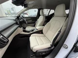 2024 Volvo XC40 XC40 B4 AWD 4WD Sedan for sale, Japanese used car export - photo 17 of 24 | GULJI TRADERS